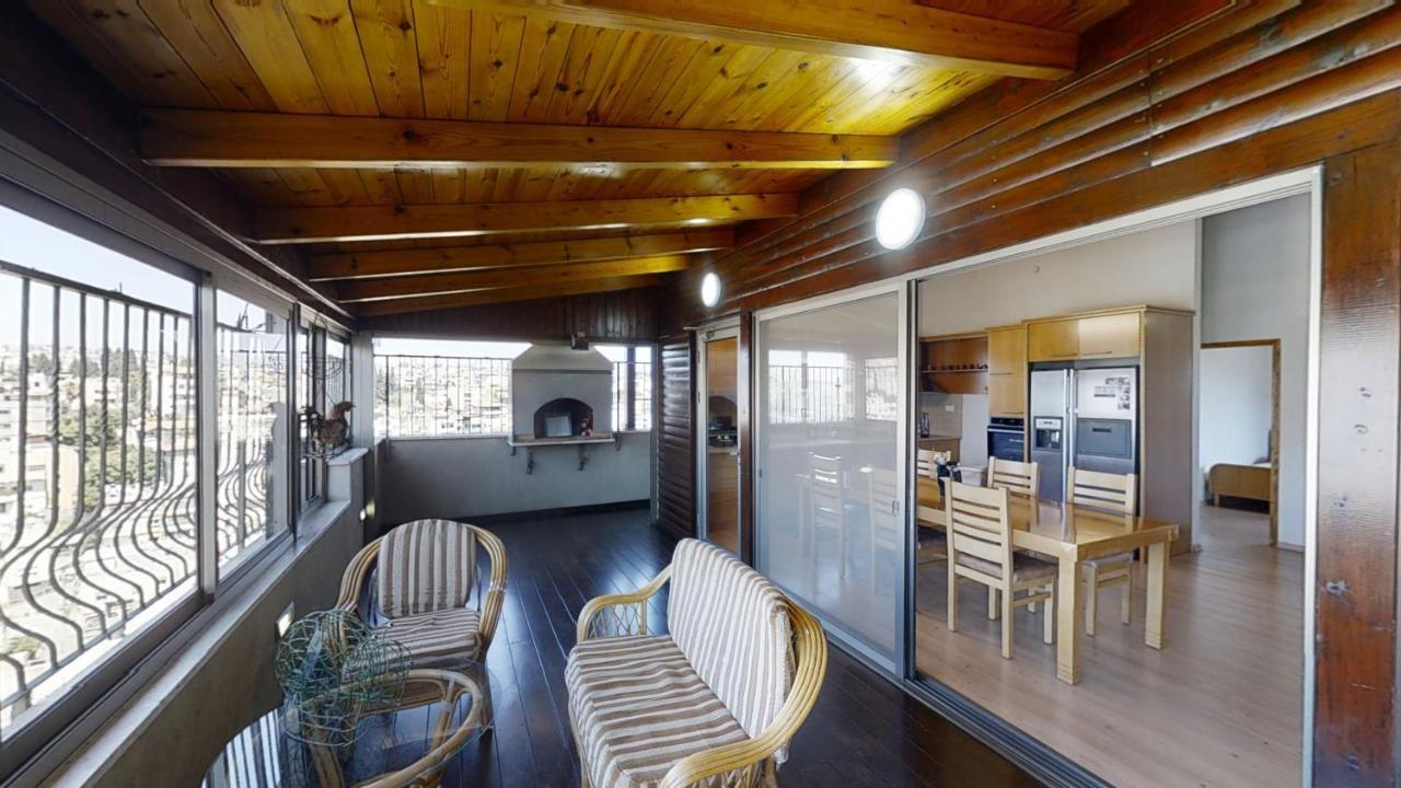 Cozy Wood With Great View To Apartment Nazareth